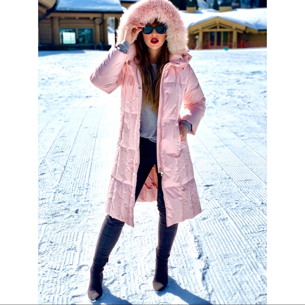 NILS bubblegum pink down coat